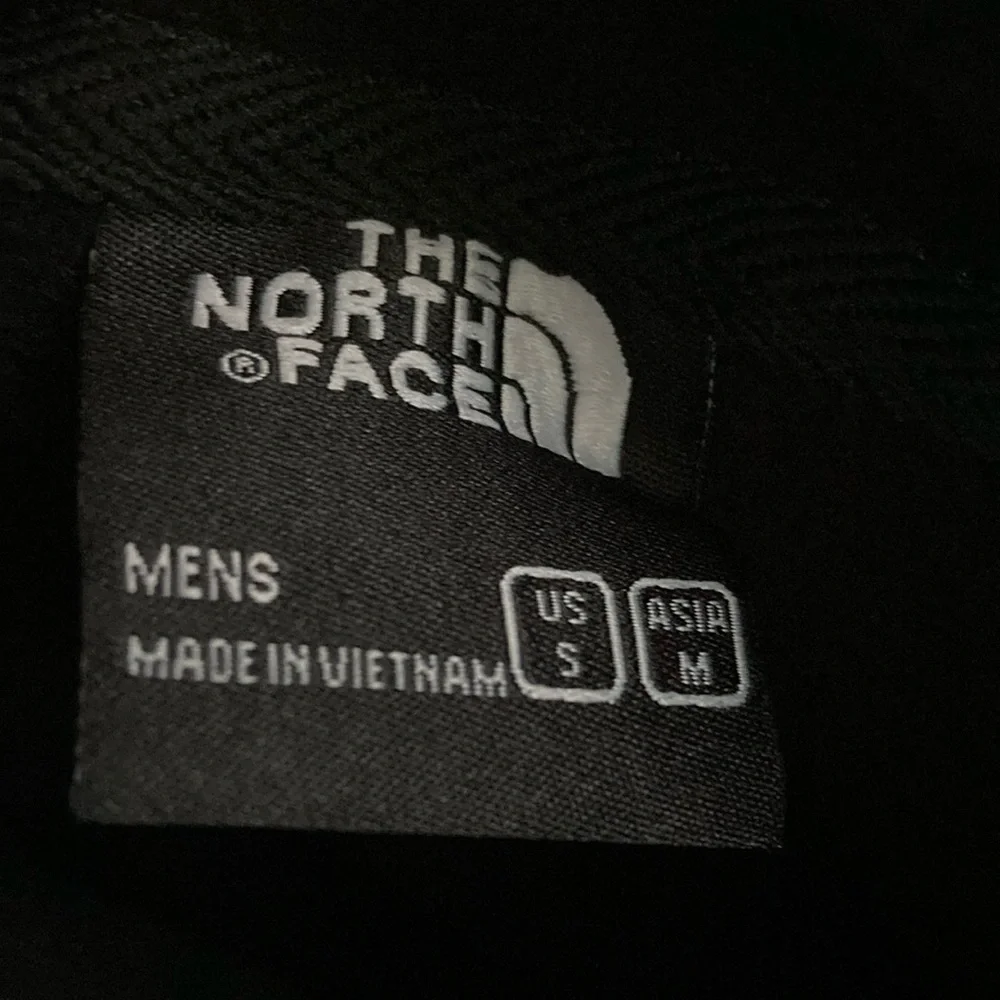 The North Face Classic Black Fleece layer - Picture 4 of 5